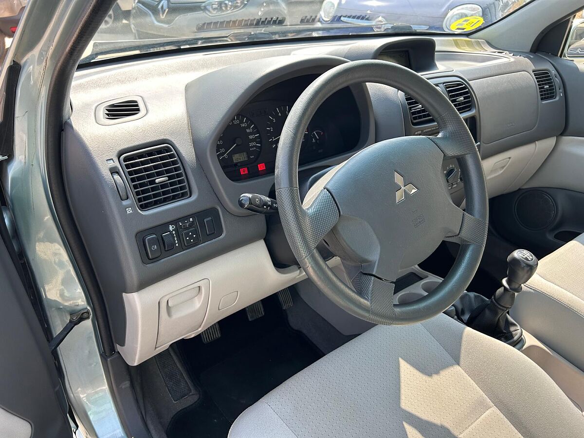 MITSUBISHI SPACE STAR 1.6 SPANISH LHD IN SPAIN 65000 MILES SUPERB 2003